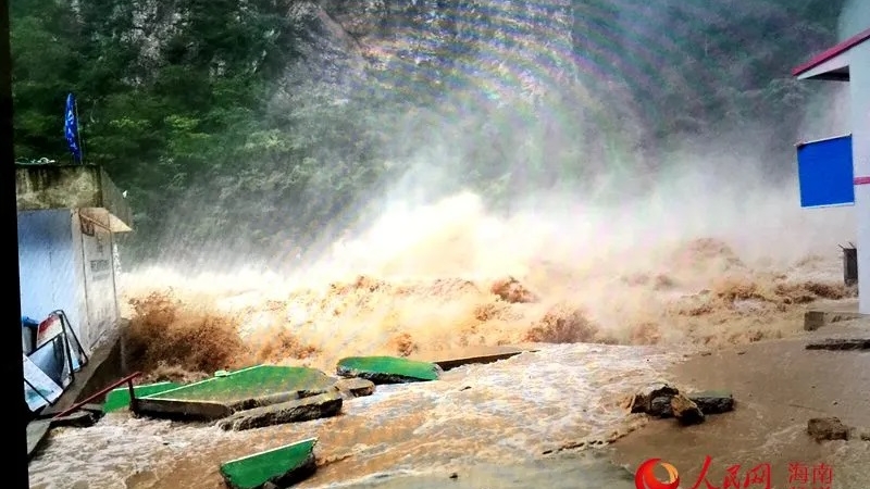 在海南最艰苦的水电站 一群年轻人坚守十年